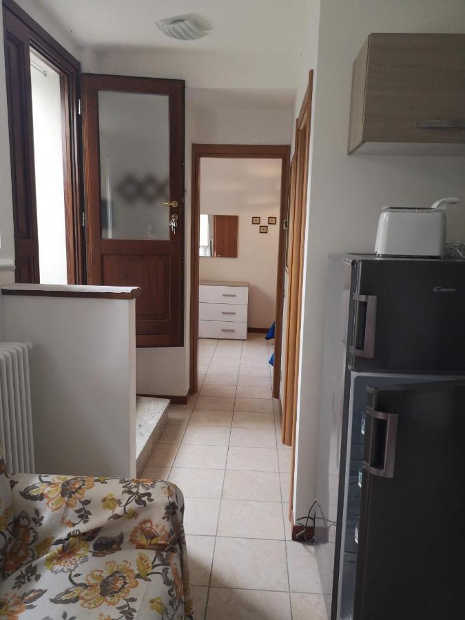 Apartmán Bilocale Francesca Erba Exteriér fotografie